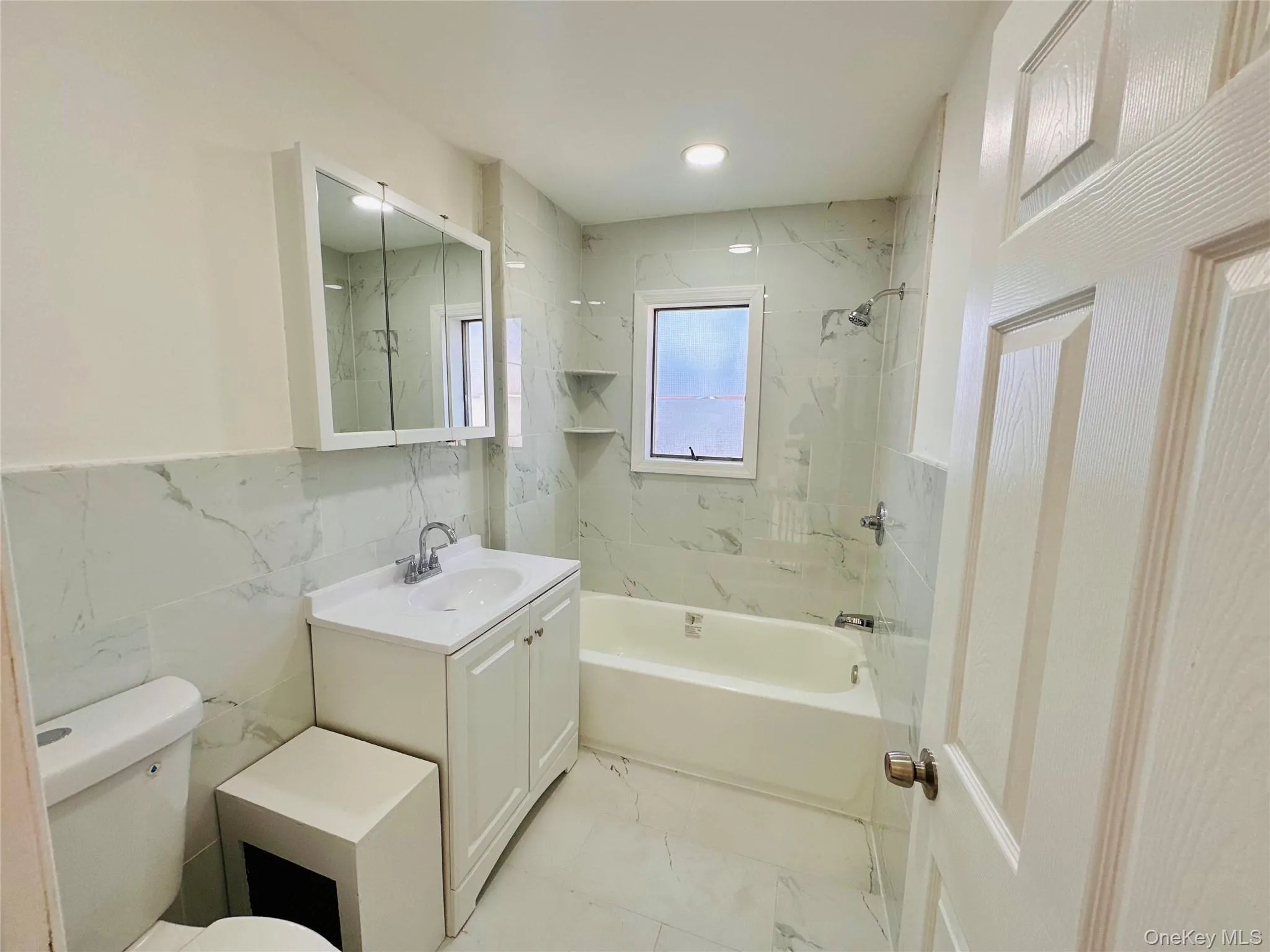 1424 Kiefer Avenue, Hempstead, NY, 3 Bedrooms Bedrooms, 8 Rooms Rooms,1 BathroomBathrooms,Residential,For Rent,Kiefer,0,1028451 1424 Kiefer Avenue, Hempstead, NY, 3 Bedrooms Bedrooms, 8 Rooms Rooms,1 BathroomBathrooms,Residential,For Rent,Kiefer,0,1028451