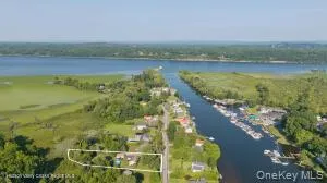 119 Lighthouse Drive, Saugerties, NY, 3 Bedrooms Bedrooms, 7 Rooms Rooms,1 BathroomBathrooms,Residential,For Rent,Lighthouse,0,1028456 119 Lighthouse Drive, Saugerties, NY, 3 Bedrooms Bedrooms, 7 Rooms Rooms,1 BathroomBathrooms,Residential,For Rent,Lighthouse,0,1028456