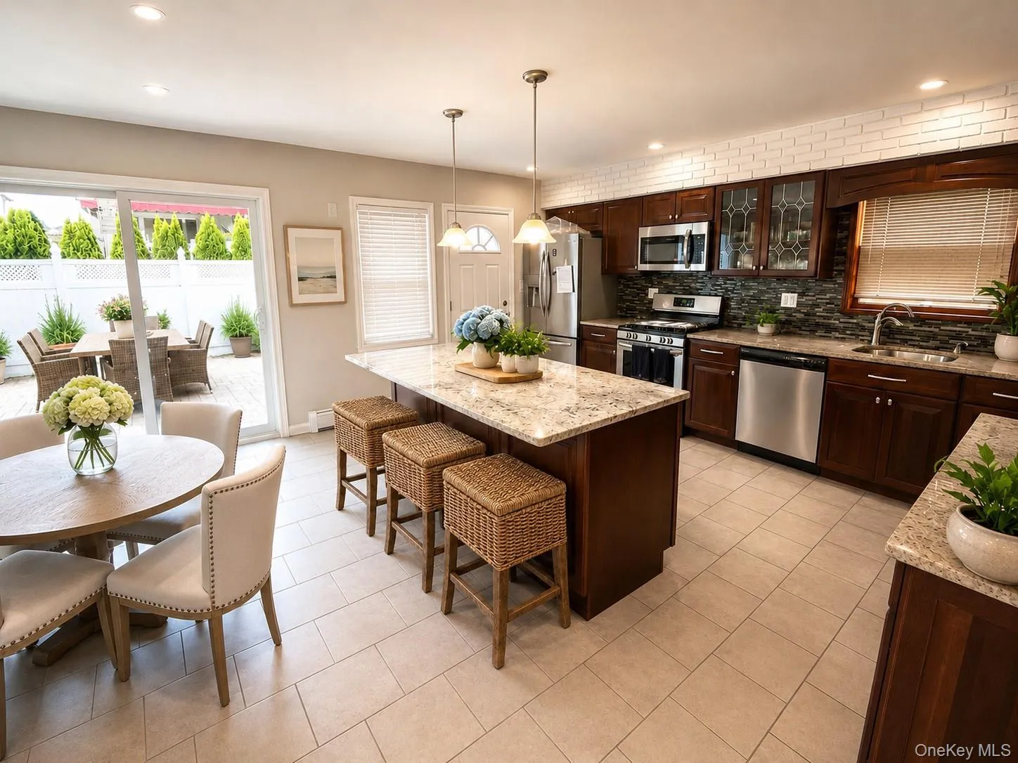 194 Beach 132nd Street, New York, NY, 3 Bedrooms Bedrooms, 7 Rooms Rooms,2 BathroomsBathrooms,Residential,For Rent,Beach 132nd,0,1028466 194 Beach 132nd Street, New York, NY, 3 Bedrooms Bedrooms, 7 Rooms Rooms,2 BathroomsBathrooms,Residential,For Rent,Beach 132nd,0,1028466
