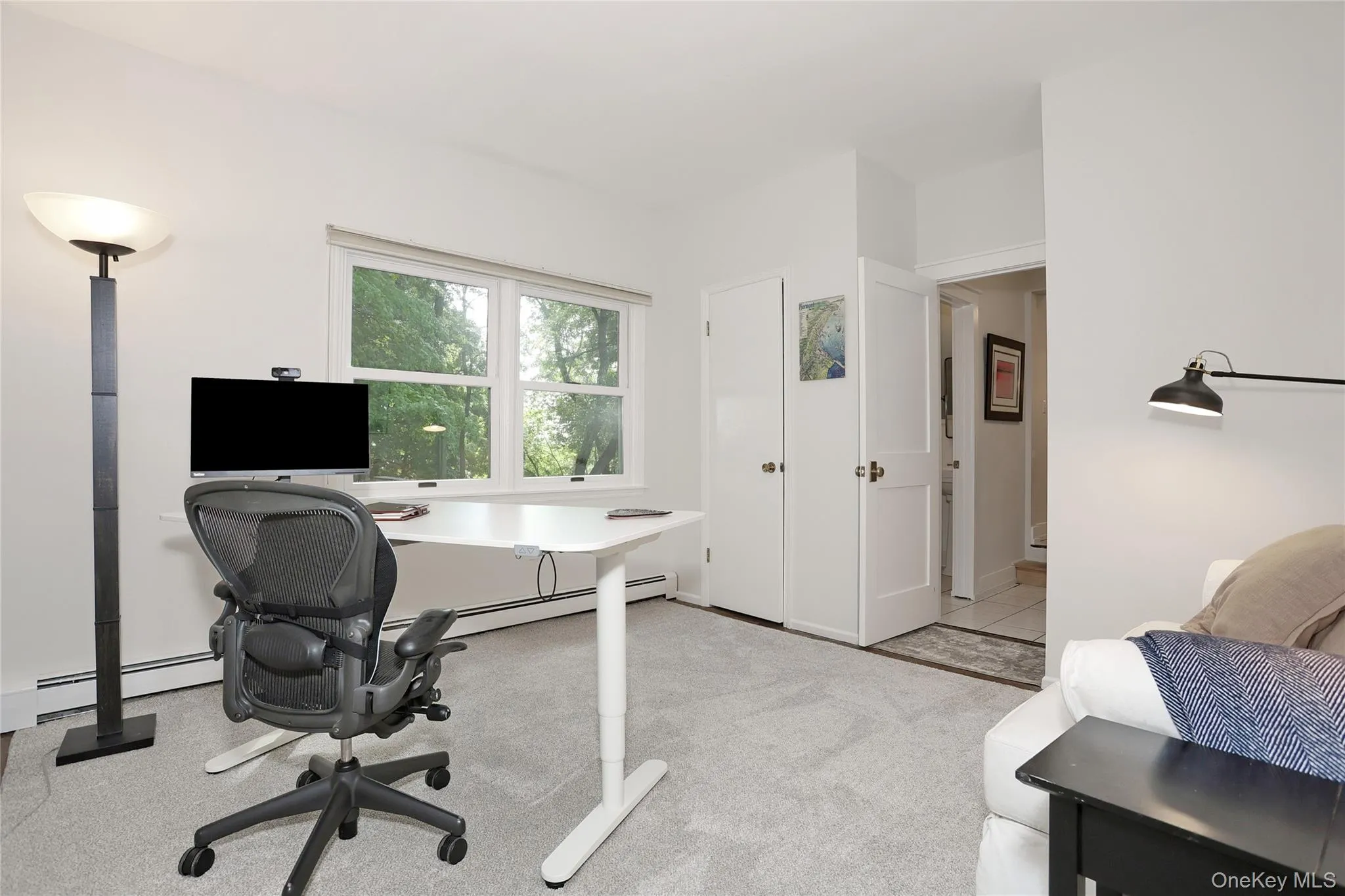 Another view of the Office/Den/Bedroom. Another view of the Office/Den/Bedroom.
