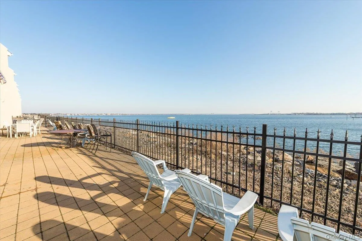 1422 Outlook Avenue, New York, NY, 3 Bedrooms Bedrooms, 6 Rooms Rooms,2 BathroomsBathrooms,Residential,For Rent,Outlook,0,1028475 1422 Outlook Avenue, New York, NY, 3 Bedrooms Bedrooms, 6 Rooms Rooms,2 BathroomsBathrooms,Residential,For Rent,Outlook,0,1028475