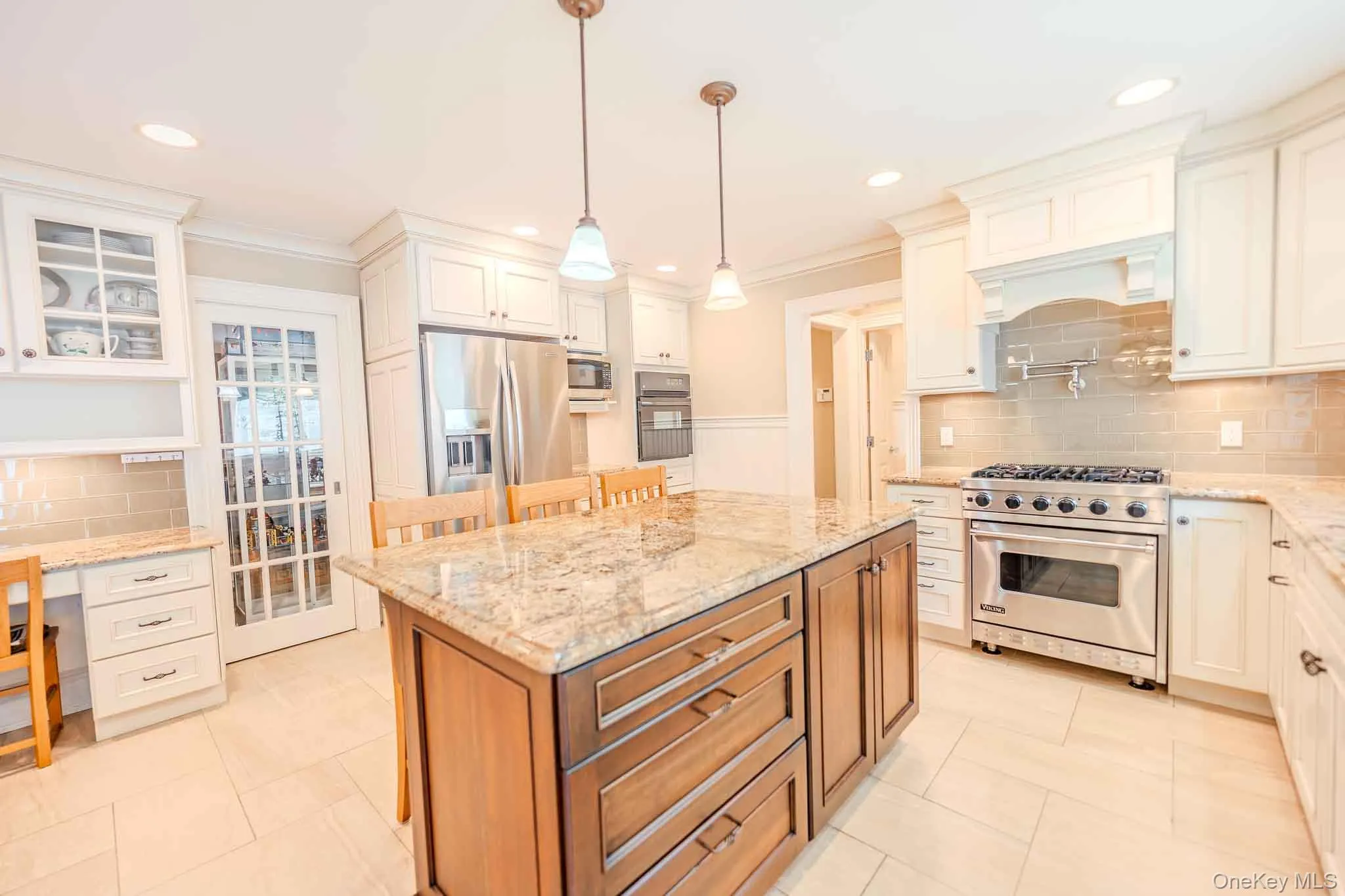 70 Karol Place, Oyster Bay, NY, 6 Bedrooms Bedrooms, 11 Rooms Rooms,4 BathroomsBathrooms,Residential,For Rent,Karol,0,1028493 70 Karol Place, Oyster Bay, NY, 6 Bedrooms Bedrooms, 11 Rooms Rooms,4 BathroomsBathrooms,Residential,For Rent,Karol,0,1028493