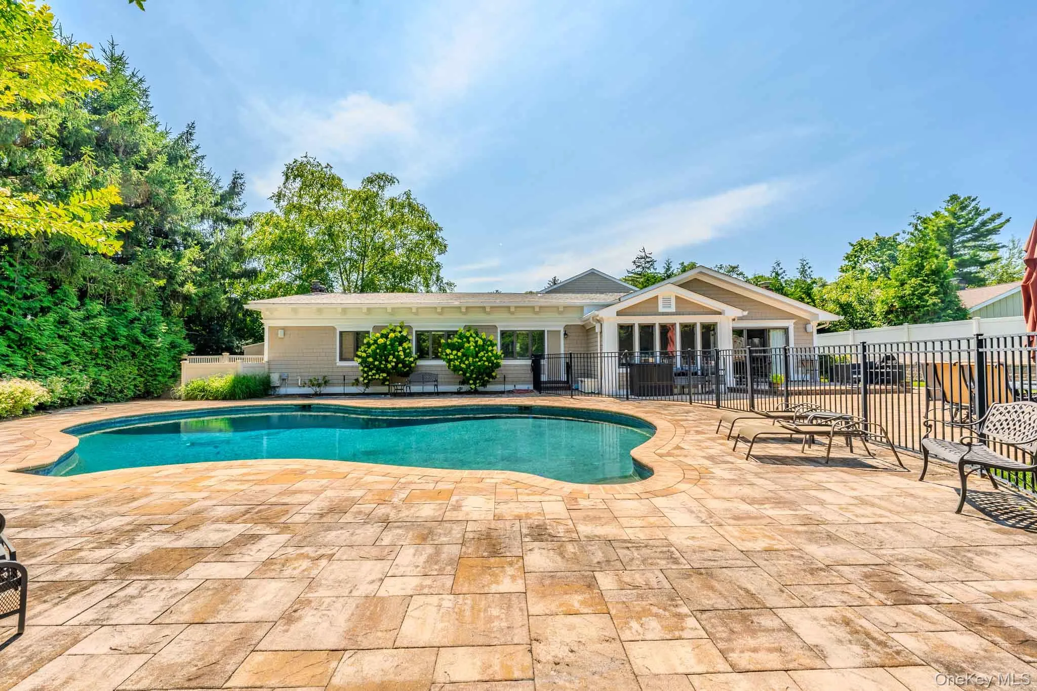 70 Karol Place, Oyster Bay, NY, 6 Bedrooms Bedrooms, 11 Rooms Rooms,4 BathroomsBathrooms,Residential,For Rent,Karol,0,1028493 70 Karol Place, Oyster Bay, NY, 6 Bedrooms Bedrooms, 11 Rooms Rooms,4 BathroomsBathrooms,Residential,For Rent,Karol,0,1028493
