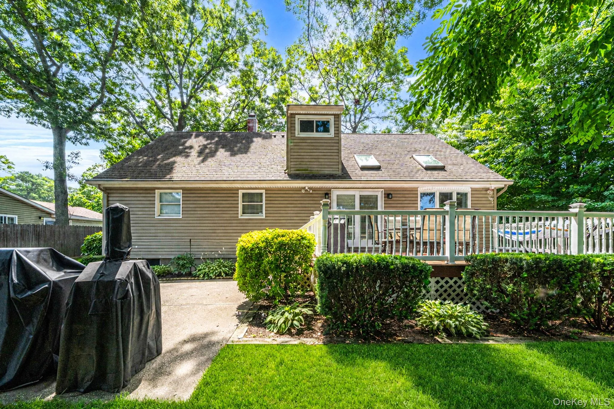 1A Richard Place, Brookhaven, NY, 3 Bedrooms Bedrooms, 8 Rooms Rooms,2 BathroomsBathrooms,Residential,For Rent,Richard,0,1028494 1A Richard Place, Brookhaven, NY, 3 Bedrooms Bedrooms, 8 Rooms Rooms,2 BathroomsBathrooms,Residential,For Rent,Richard,0,1028494