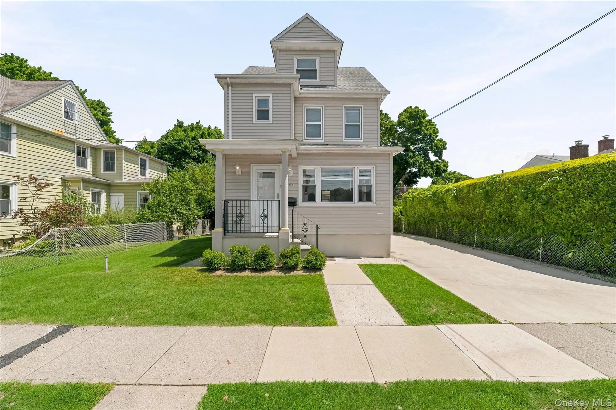 208 Third Avenue, Pelham, NY, 4 Bedrooms Bedrooms, 8 Rooms Rooms,3 BathroomsBathrooms,Residential,For Rent,Third,0,1028495 208 Third Avenue, Pelham, NY, 4 Bedrooms Bedrooms, 8 Rooms Rooms,3 BathroomsBathrooms,Residential,For Rent,Third,0,1028495