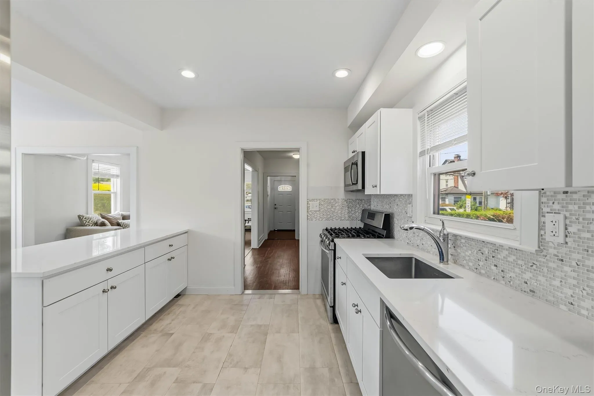 208 Third Avenue, Pelham, NY, 4 Bedrooms Bedrooms, 8 Rooms Rooms,3 BathroomsBathrooms,Residential,For Rent,Third,0,1028495 208 Third Avenue, Pelham, NY, 4 Bedrooms Bedrooms, 8 Rooms Rooms,3 BathroomsBathrooms,Residential,For Rent,Third,0,1028495