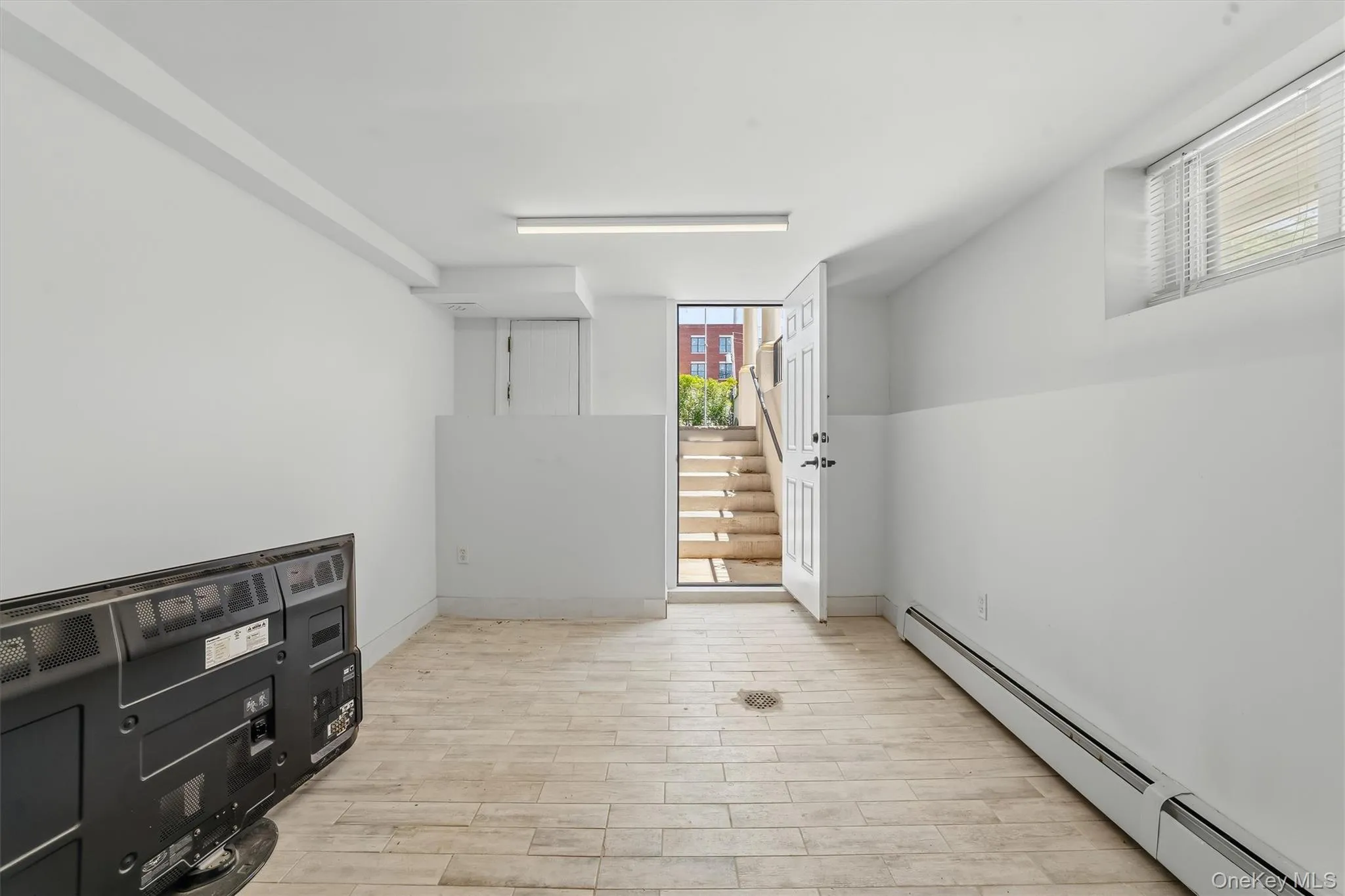208 Third Avenue, Pelham, NY, 4 Bedrooms Bedrooms, 8 Rooms Rooms,3 BathroomsBathrooms,Residential,For Rent,Third,0,1028495 208 Third Avenue, Pelham, NY, 4 Bedrooms Bedrooms, 8 Rooms Rooms,3 BathroomsBathrooms,Residential,For Rent,Third,0,1028495