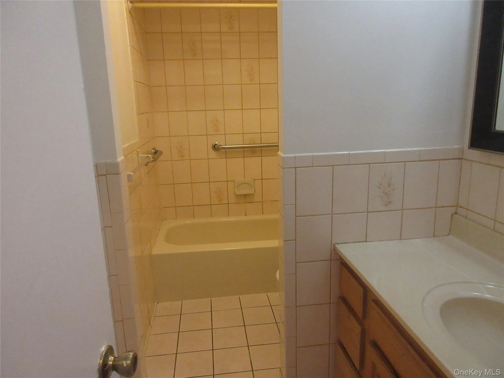 108 Coolidge Street, Haverstraw, NY, 4 Bedrooms Bedrooms, 8 Rooms Rooms,1 BathroomBathrooms,Residential Lease,For Rent,Coolidge,0,1028501 108 Coolidge Street, Haverstraw, NY, 4 Bedrooms Bedrooms, 8 Rooms Rooms,1 BathroomBathrooms,Residential Lease,For Rent,Coolidge,0,1028501