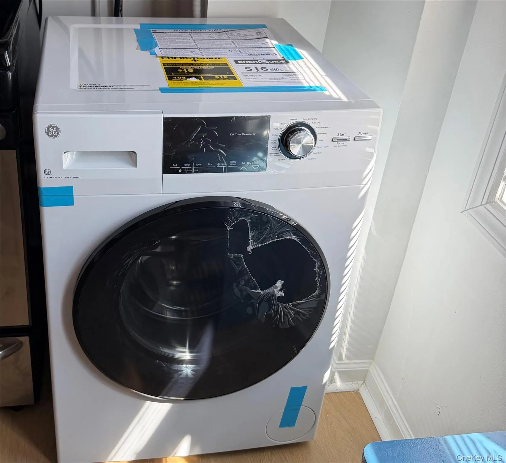 Washer & Dryer Washer & Dryer