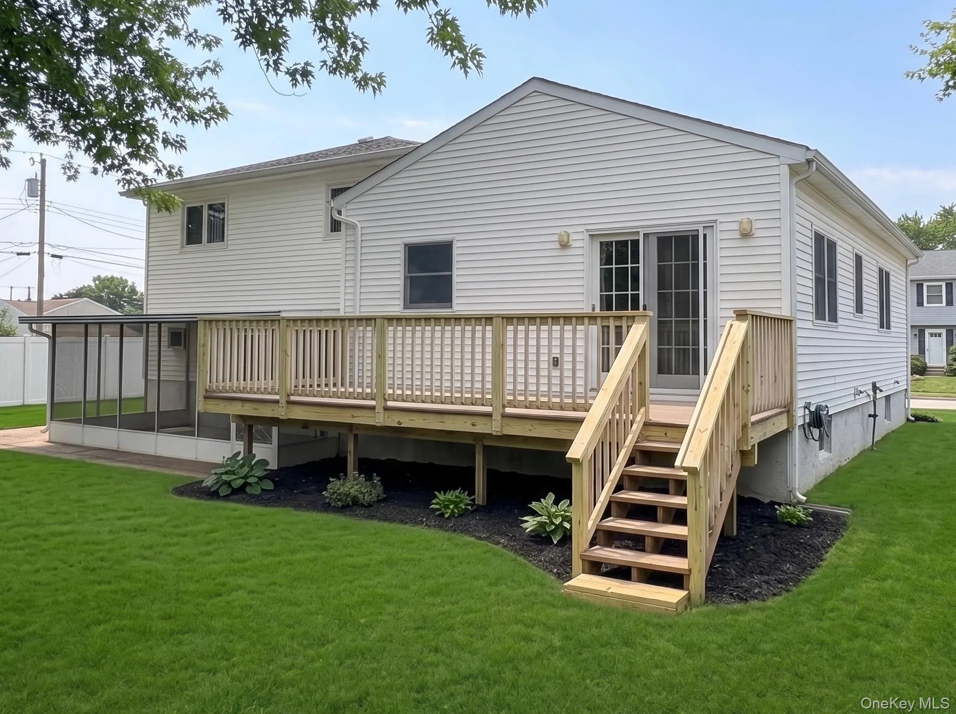 128 James Street, Oyster Bay, NY, 3 Bedrooms Bedrooms, 7 Rooms Rooms,1 BathroomBathrooms,Residential,For Rent,James,0,1028511 128 James Street, Oyster Bay, NY, 3 Bedrooms Bedrooms, 7 Rooms Rooms,1 BathroomBathrooms,Residential,For Rent,James,0,1028511