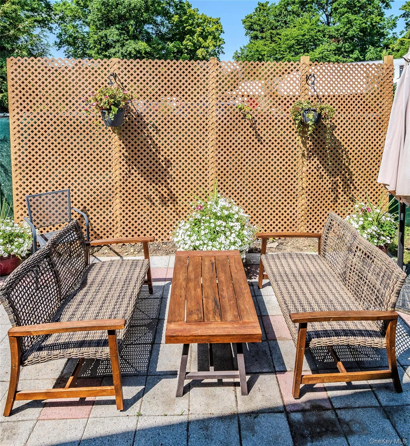 19 Closs Drive, Rhinebeck, NY, 3 Bedrooms Bedrooms, 7 Rooms Rooms,2 BathroomsBathrooms,Residential,For Rent,Closs,0,1028512 19 Closs Drive, Rhinebeck, NY, 3 Bedrooms Bedrooms, 7 Rooms Rooms,2 BathroomsBathrooms,Residential,For Rent,Closs,0,1028512