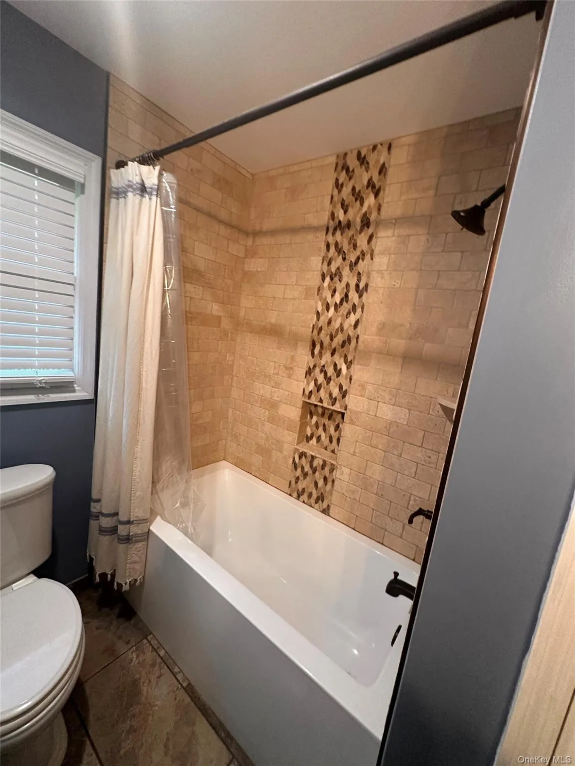 19 Closs Drive, Rhinebeck, NY, 3 Bedrooms Bedrooms, 7 Rooms Rooms,2 BathroomsBathrooms,Residential,For Rent,Closs,0,1028512 19 Closs Drive, Rhinebeck, NY, 3 Bedrooms Bedrooms, 7 Rooms Rooms,2 BathroomsBathrooms,Residential,For Rent,Closs,0,1028512