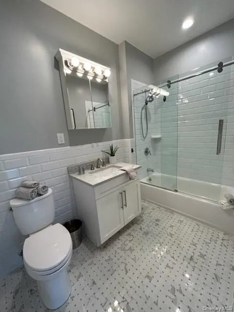 1 Charles Pond Drive, Brookhaven, NY, 1 Bedroom Bedrooms, 4 Rooms Rooms,1 BathroomBathrooms,Residential Lease,For Rent,Charles Pond,0,1028514 1 Charles Pond Drive, Brookhaven, NY, 1 Bedroom Bedrooms, 4 Rooms Rooms,1 BathroomBathrooms,Residential Lease,For Rent,Charles Pond,0,1028514