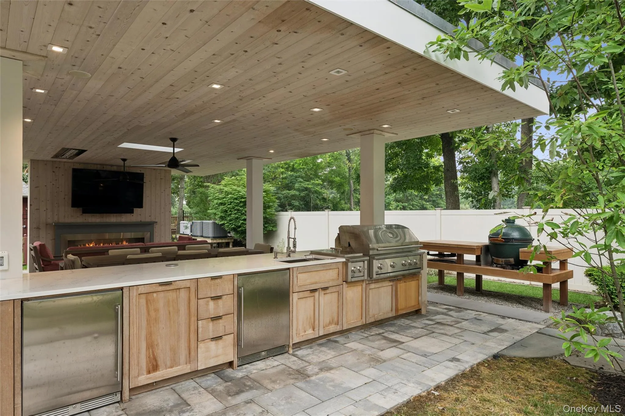 185 Inlet Lane, Southold, NY, 6 Bedrooms Bedrooms, 12 Rooms Rooms,4 BathroomsBathrooms,Residential Lease,For Rent,Inlet,0,1028515 185 Inlet Lane, Southold, NY, 6 Bedrooms Bedrooms, 12 Rooms Rooms,4 BathroomsBathrooms,Residential Lease,For Rent,Inlet,0,1028515