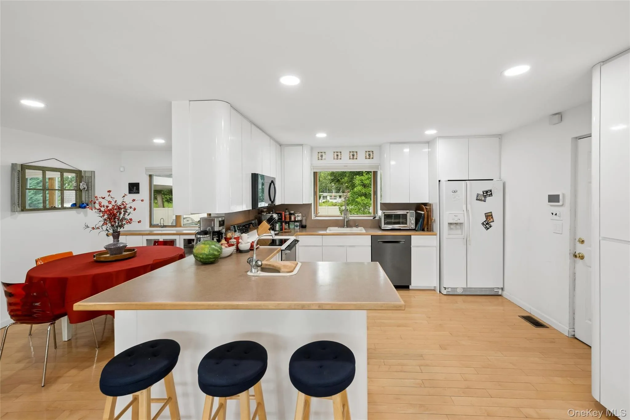 185 Inlet Lane, Southold, NY, 6 Bedrooms Bedrooms, 12 Rooms Rooms,4 BathroomsBathrooms,Residential Lease,For Rent,Inlet,0,1028515 185 Inlet Lane, Southold, NY, 6 Bedrooms Bedrooms, 12 Rooms Rooms,4 BathroomsBathrooms,Residential Lease,For Rent,Inlet,0,1028515