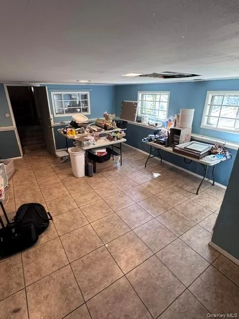 11 Foley Place, Huntington, NY, 3 Bedrooms Bedrooms, 9 Rooms Rooms,1 BathroomBathrooms,Residential,For Rent,Foley,0,1028519 11 Foley Place, Huntington, NY, 3 Bedrooms Bedrooms, 9 Rooms Rooms,1 BathroomBathrooms,Residential,For Rent,Foley,0,1028519