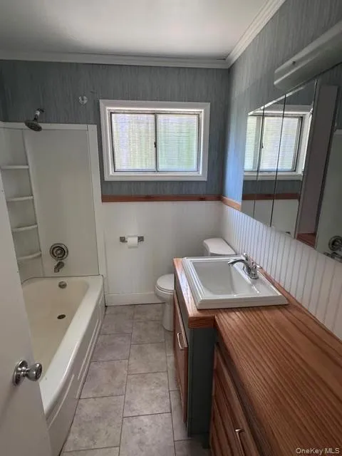 11 Foley Place, Huntington, NY, 3 Bedrooms Bedrooms, 9 Rooms Rooms,1 BathroomBathrooms,Residential,For Rent,Foley,0,1028519 11 Foley Place, Huntington, NY, 3 Bedrooms Bedrooms, 9 Rooms Rooms,1 BathroomBathrooms,Residential,For Rent,Foley,0,1028519