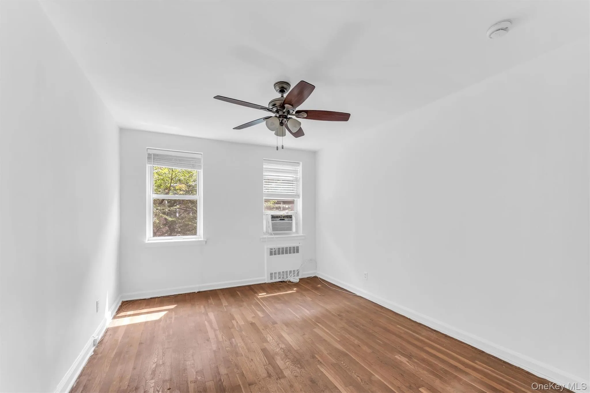 36 Cathedral Avenue, Hempstead, NY, 2 Bedrooms Bedrooms, 4 Rooms Rooms,1 BathroomBathrooms,Residential,For Rent,Cathedral,0,1028525 36 Cathedral Avenue, Hempstead, NY, 2 Bedrooms Bedrooms, 4 Rooms Rooms,1 BathroomBathrooms,Residential,For Rent,Cathedral,0,1028525