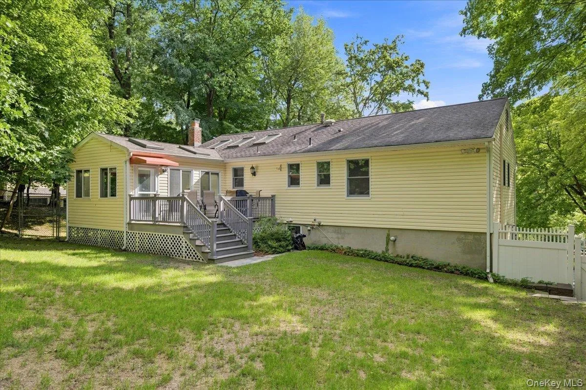 20 Lancaster Lane, Ramapo, NY, 4 Bedrooms Bedrooms, 8 Rooms Rooms,2 BathroomsBathrooms,Residential,For Rent,Lancaster,0,1028526 20 Lancaster Lane, Ramapo, NY, 4 Bedrooms Bedrooms, 8 Rooms Rooms,2 BathroomsBathrooms,Residential,For Rent,Lancaster,0,1028526