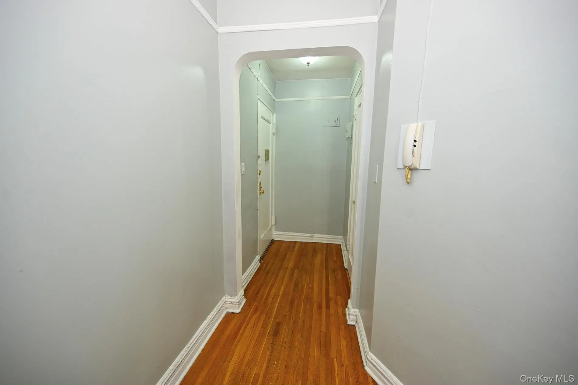 61-41 Saunders Street, New York, NY, 2 Bedrooms Bedrooms, 4 Rooms Rooms,1 BathroomBathrooms,Residential,For Rent,Saunders,0,1028528 61-41 Saunders Street, New York, NY, 2 Bedrooms Bedrooms, 4 Rooms Rooms,1 BathroomBathrooms,Residential,For Rent,Saunders,0,1028528