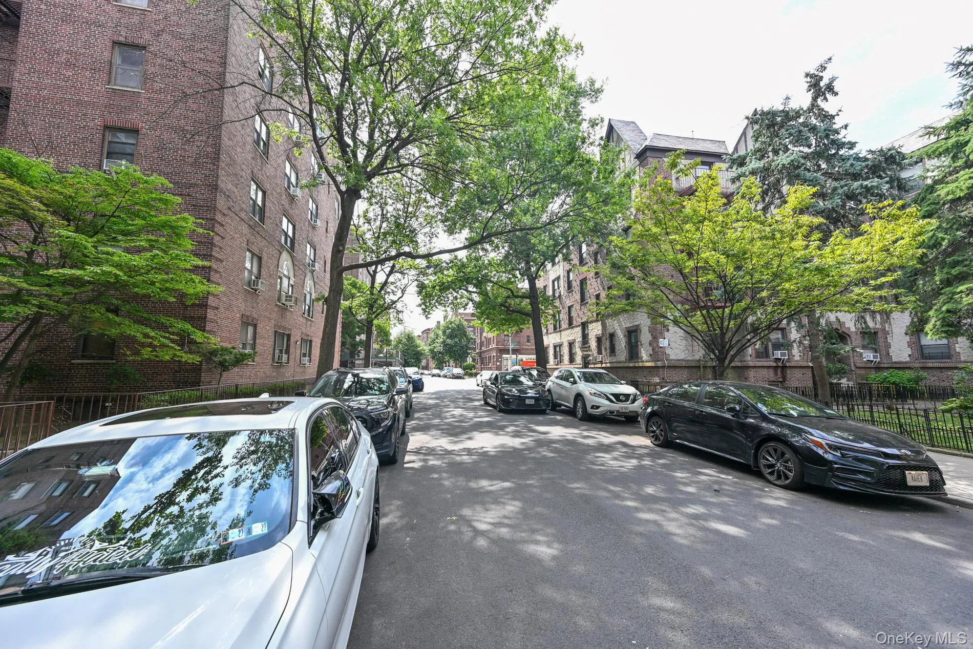 61-41 Saunders Street, New York, NY, 2 Bedrooms Bedrooms, 4 Rooms Rooms,1 BathroomBathrooms,Residential,For Rent,Saunders,0,1028528 61-41 Saunders Street, New York, NY, 2 Bedrooms Bedrooms, 4 Rooms Rooms,1 BathroomBathrooms,Residential,For Rent,Saunders,0,1028528
