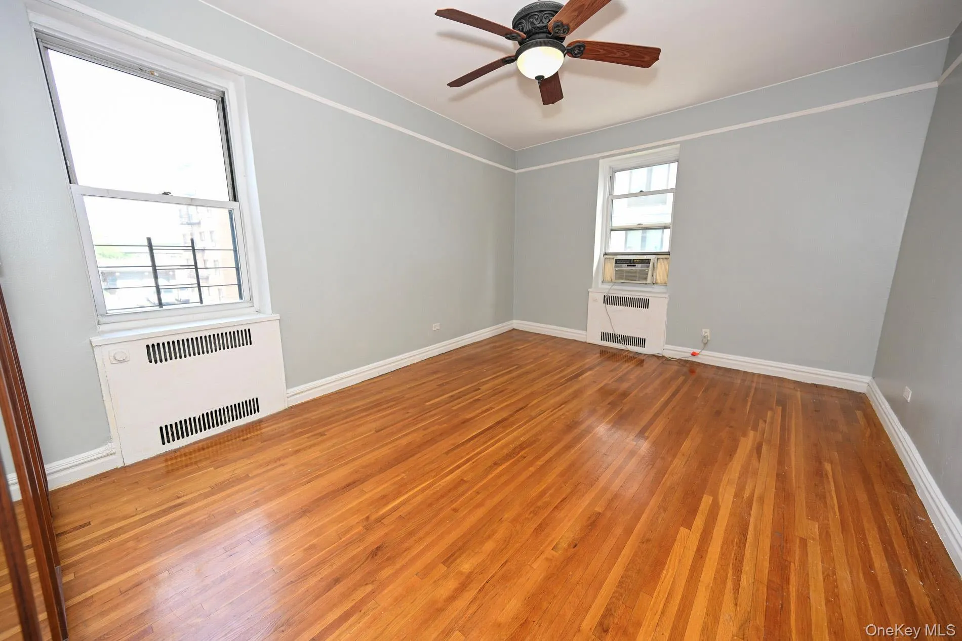 61-41 Saunders Street, New York, NY, 2 Bedrooms Bedrooms, 4 Rooms Rooms,1 BathroomBathrooms,Residential,For Rent,Saunders,0,1028528 61-41 Saunders Street, New York, NY, 2 Bedrooms Bedrooms, 4 Rooms Rooms,1 BathroomBathrooms,Residential,For Rent,Saunders,0,1028528