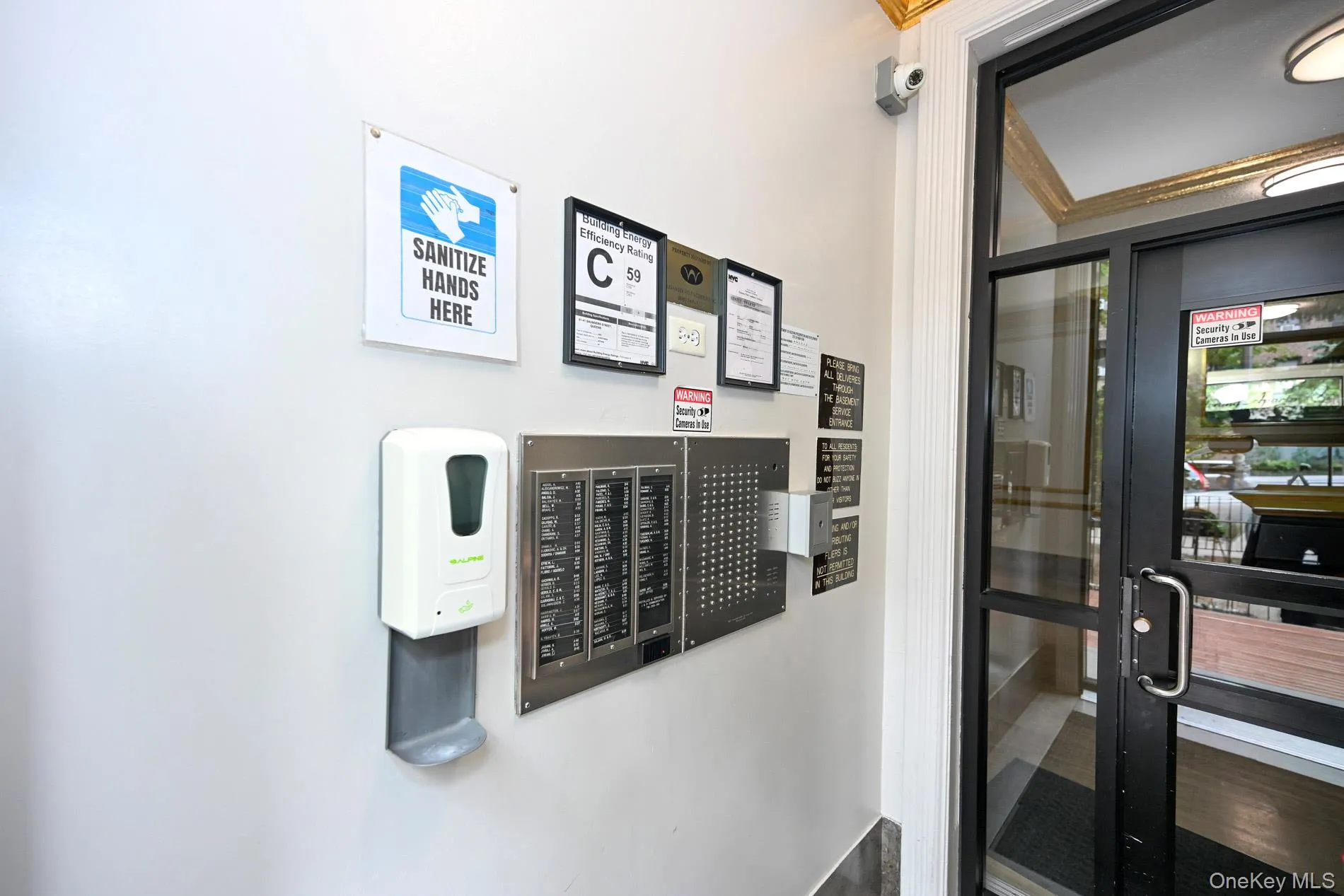 61-41 Saunders Street, New York, NY, 2 Bedrooms Bedrooms, 4 Rooms Rooms,1 BathroomBathrooms,Residential,For Rent,Saunders,0,1028528 61-41 Saunders Street, New York, NY, 2 Bedrooms Bedrooms, 4 Rooms Rooms,1 BathroomBathrooms,Residential,For Rent,Saunders,0,1028528