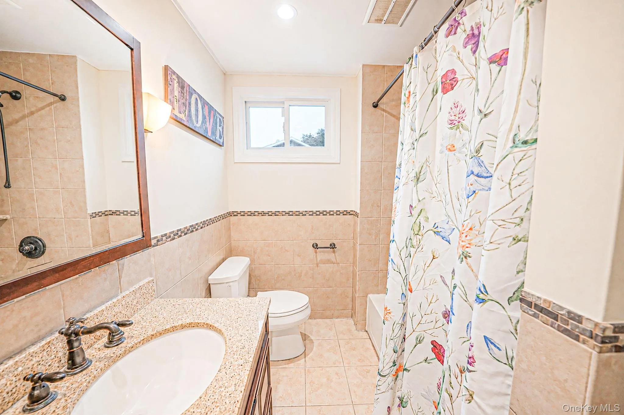 Second floor full bath with tub Second floor full bath with tub