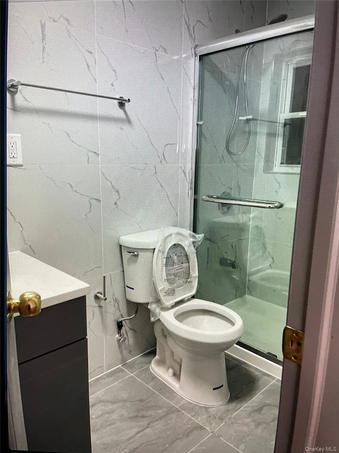 9712 Northern Boulevard, New York, NY, 3 Bedrooms Bedrooms, 8 Rooms Rooms,2 BathroomsBathrooms,Residential Lease,For Rent,Northern,0,1028533 9712 Northern Boulevard, New York, NY, 3 Bedrooms Bedrooms, 8 Rooms Rooms,2 BathroomsBathrooms,Residential Lease,For Rent,Northern,0,1028533