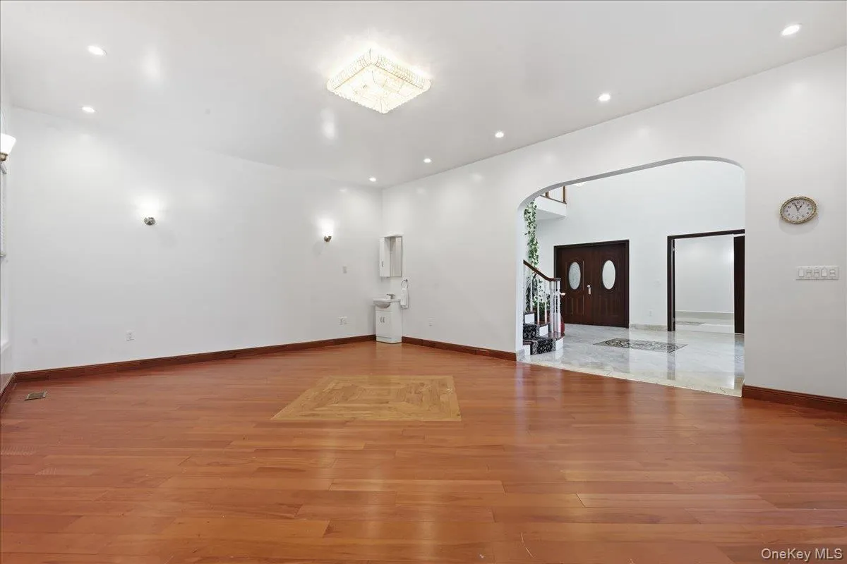 8 Headley Way, Oyster Bay, NY, 5 Bedrooms Bedrooms, 12 Rooms Rooms,5 BathroomsBathrooms,Residential,For Rent,Headley,0,1028542 8 Headley Way, Oyster Bay, NY, 5 Bedrooms Bedrooms, 12 Rooms Rooms,5 BathroomsBathrooms,Residential,For Rent,Headley,0,1028542