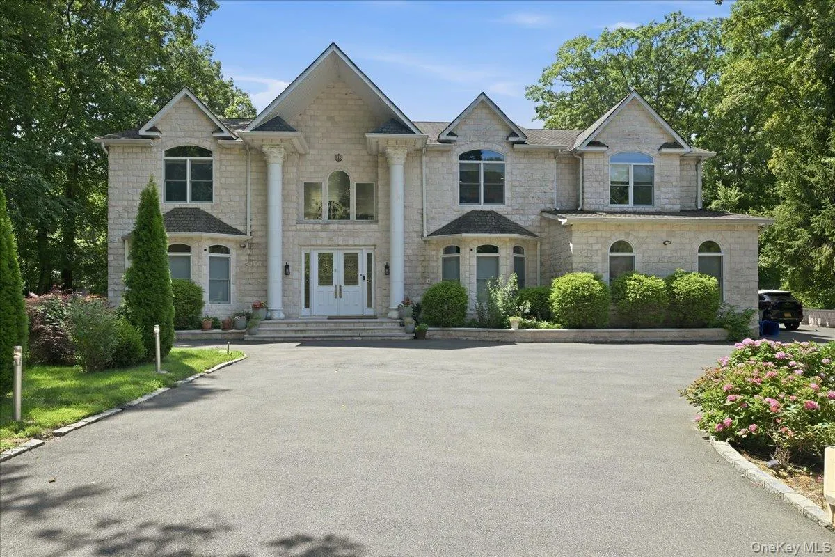 8 Headley Way, Oyster Bay, NY, 5 Bedrooms Bedrooms, 12 Rooms Rooms,5 BathroomsBathrooms,Residential,For Rent,Headley,0,1028542 8 Headley Way, Oyster Bay, NY, 5 Bedrooms Bedrooms, 12 Rooms Rooms,5 BathroomsBathrooms,Residential,For Rent,Headley,0,1028542