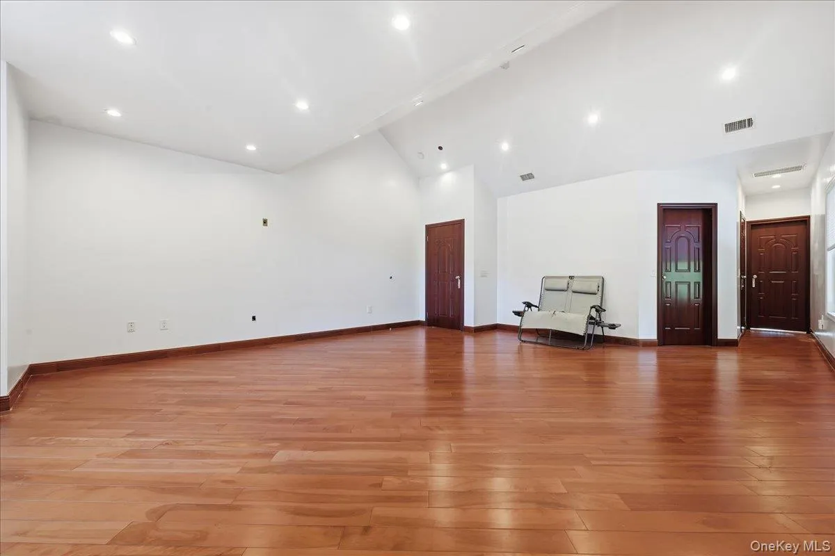 8 Headley Way, Oyster Bay, NY, 5 Bedrooms Bedrooms, 12 Rooms Rooms,5 BathroomsBathrooms,Residential,For Rent,Headley,0,1028542 8 Headley Way, Oyster Bay, NY, 5 Bedrooms Bedrooms, 12 Rooms Rooms,5 BathroomsBathrooms,Residential,For Rent,Headley,0,1028542