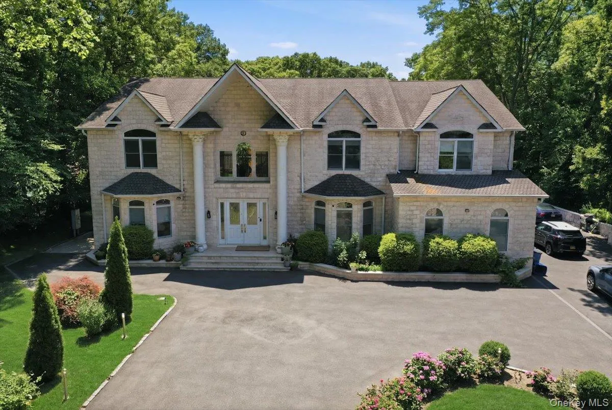 8 Headley Way, Oyster Bay, NY, 5 Bedrooms Bedrooms, 12 Rooms Rooms,5 BathroomsBathrooms,Residential,For Rent,Headley,0,1028542 8 Headley Way, Oyster Bay, NY, 5 Bedrooms Bedrooms, 12 Rooms Rooms,5 BathroomsBathrooms,Residential,For Rent,Headley,0,1028542