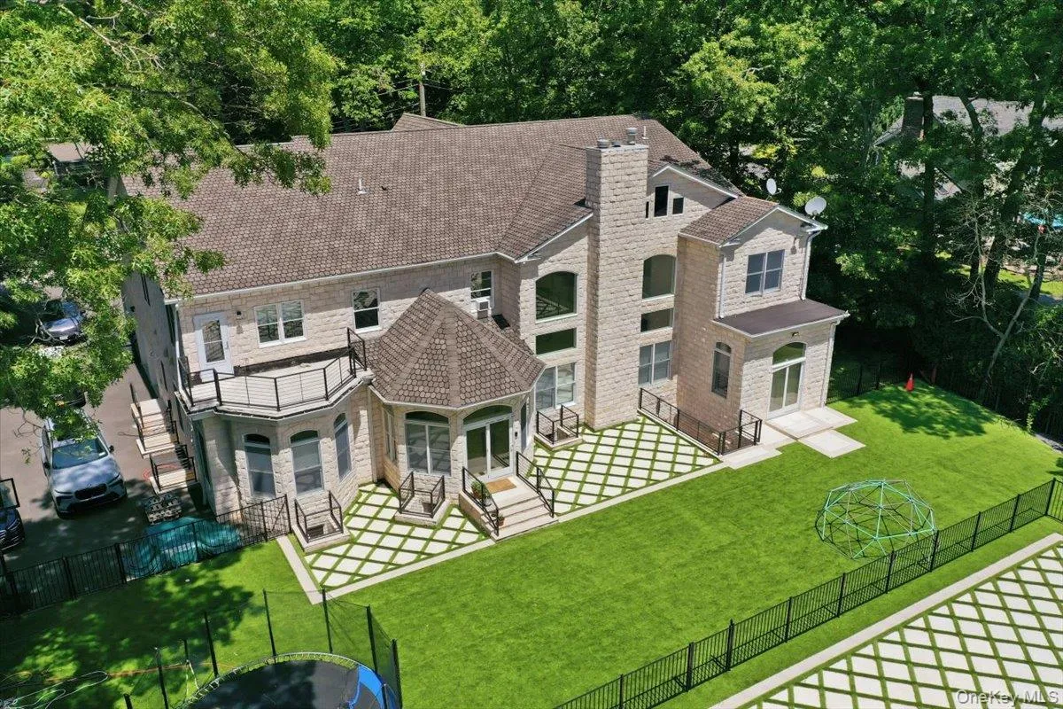 8 Headley Way, Oyster Bay, NY, 5 Bedrooms Bedrooms, 12 Rooms Rooms,5 BathroomsBathrooms,Residential,For Rent,Headley,0,1028542 8 Headley Way, Oyster Bay, NY, 5 Bedrooms Bedrooms, 12 Rooms Rooms,5 BathroomsBathrooms,Residential,For Rent,Headley,0,1028542