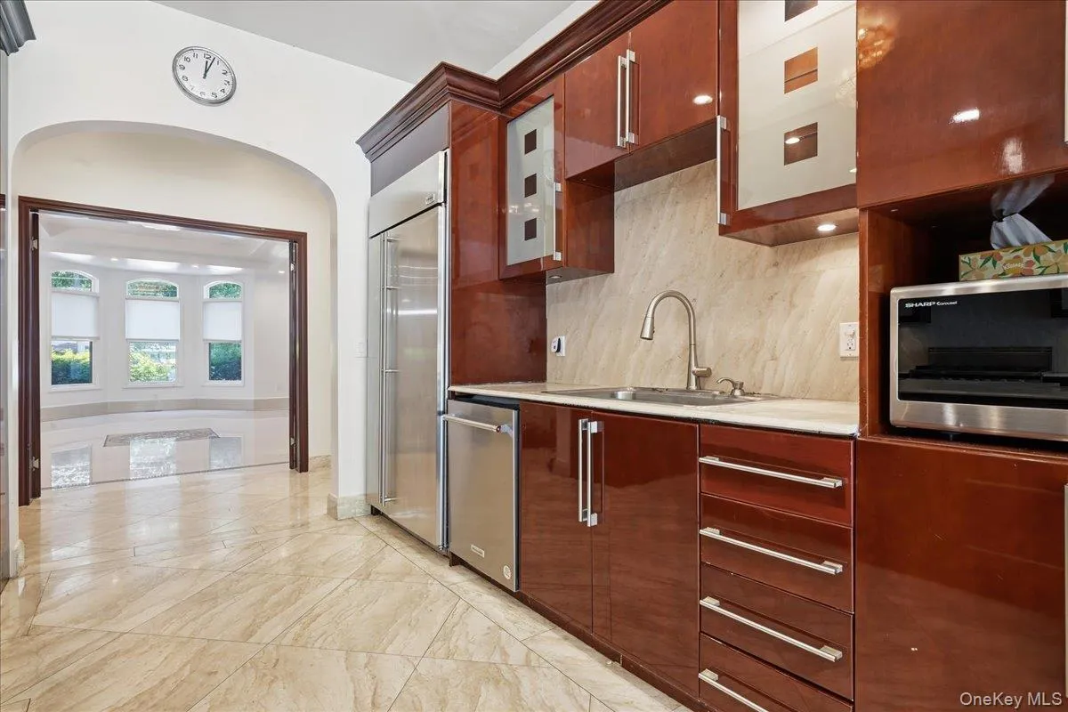 8 Headley Way, Oyster Bay, NY, 5 Bedrooms Bedrooms, 12 Rooms Rooms,5 BathroomsBathrooms,Residential,For Rent,Headley,0,1028542 8 Headley Way, Oyster Bay, NY, 5 Bedrooms Bedrooms, 12 Rooms Rooms,5 BathroomsBathrooms,Residential,For Rent,Headley,0,1028542