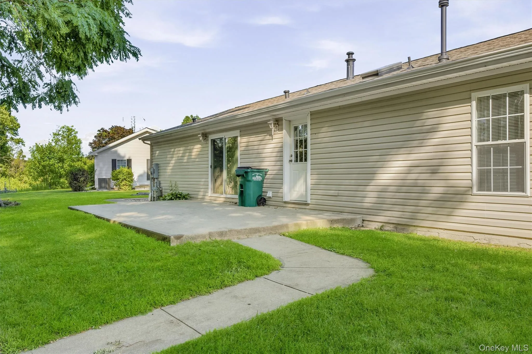 1 Palm Circle, Poughkeepsie (town), NY, 3 Bedrooms Bedrooms, 9 Rooms Rooms,2 BathroomsBathrooms,Residential,For Rent,Palm,0,1028550 1 Palm Circle, Poughkeepsie (town), NY, 3 Bedrooms Bedrooms, 9 Rooms Rooms,2 BathroomsBathrooms,Residential,For Rent,Palm,0,1028550
