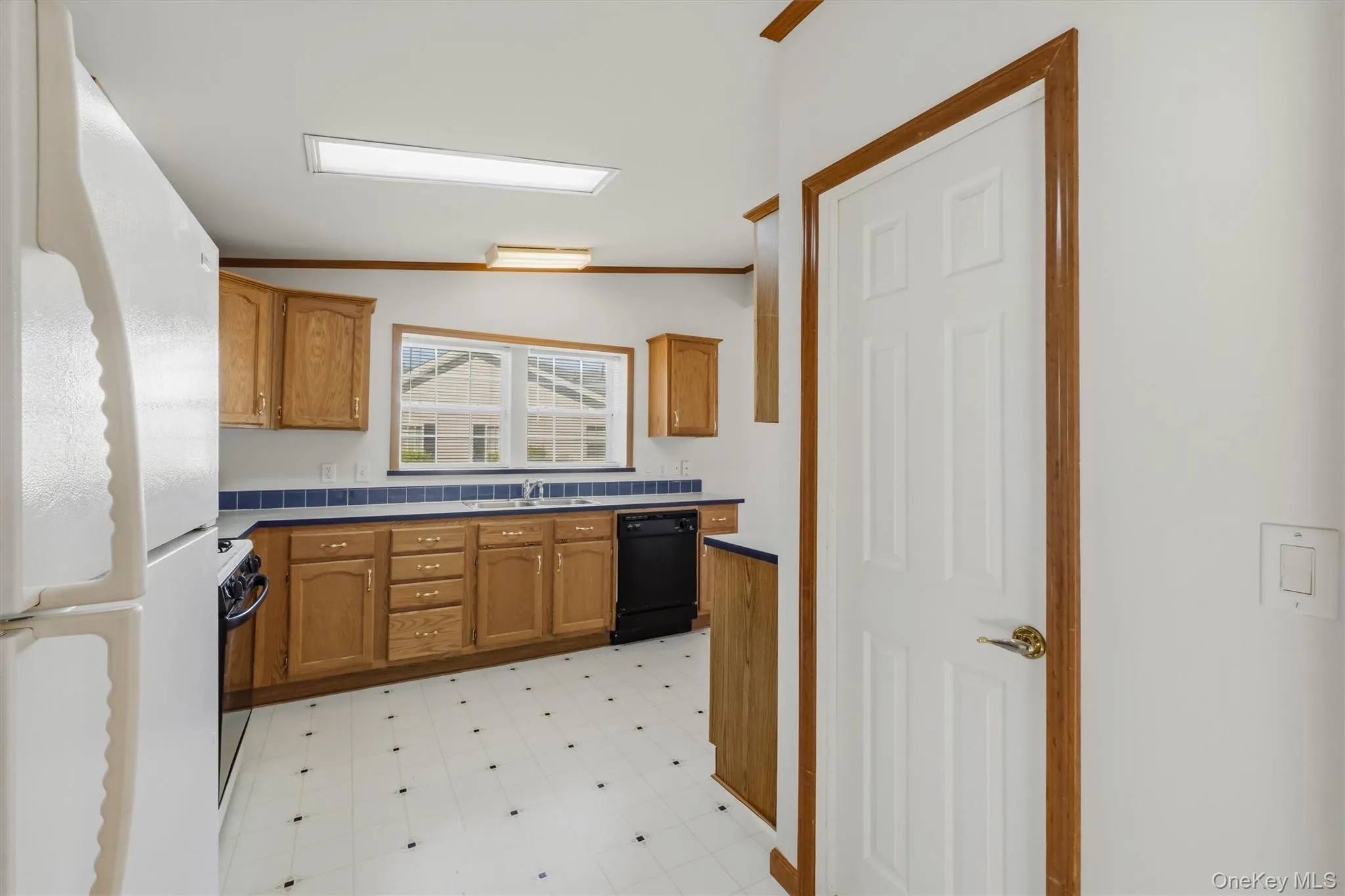 1 Palm Circle, Poughkeepsie (town), NY, 3 Bedrooms Bedrooms, 9 Rooms Rooms,2 BathroomsBathrooms,Residential,For Rent,Palm,0,1028550 1 Palm Circle, Poughkeepsie (town), NY, 3 Bedrooms Bedrooms, 9 Rooms Rooms,2 BathroomsBathrooms,Residential,For Rent,Palm,0,1028550