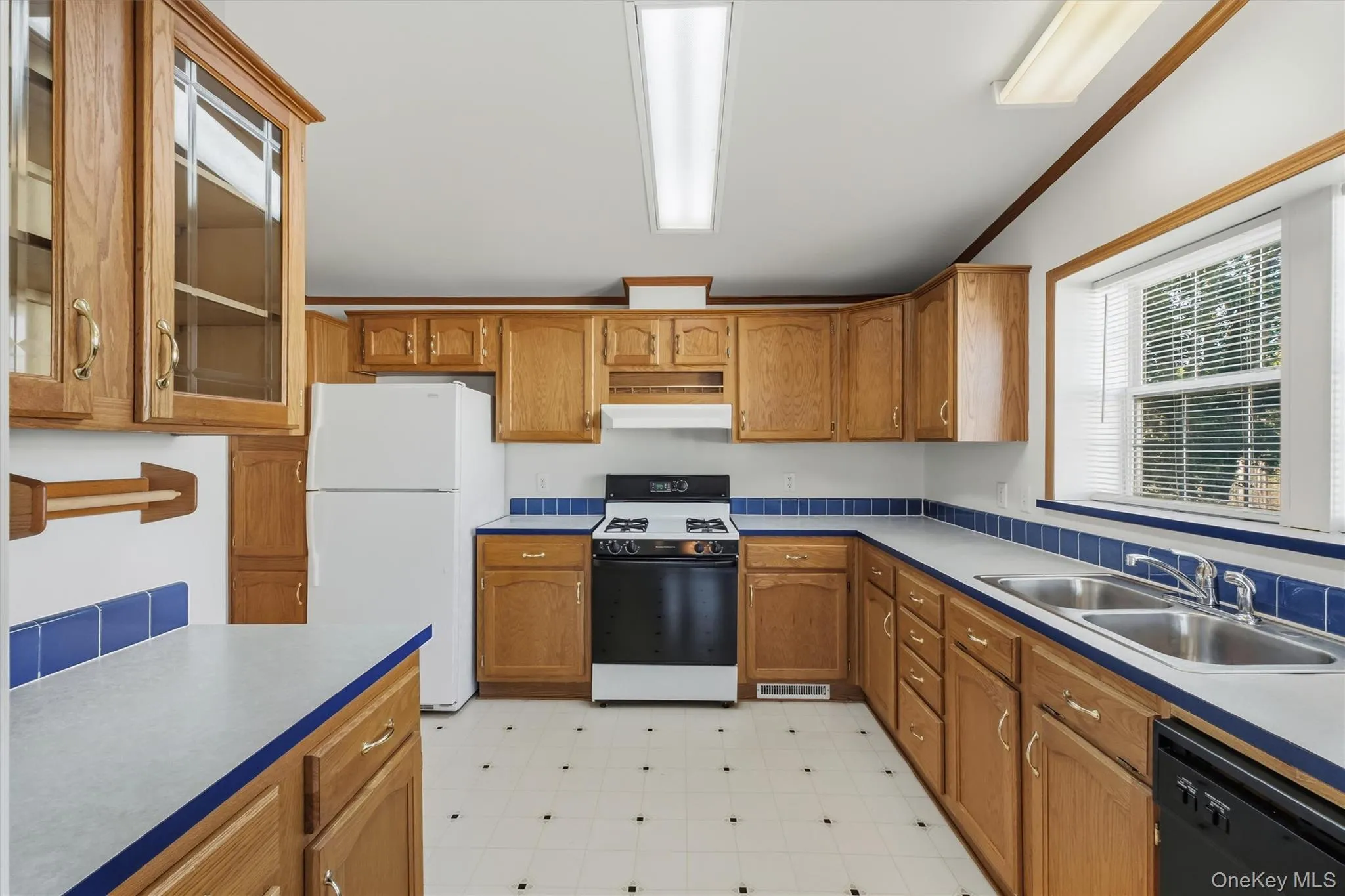 1 Palm Circle, Poughkeepsie (town), NY, 3 Bedrooms Bedrooms, 9 Rooms Rooms,2 BathroomsBathrooms,Residential,For Rent,Palm,0,1028550 1 Palm Circle, Poughkeepsie (town), NY, 3 Bedrooms Bedrooms, 9 Rooms Rooms,2 BathroomsBathrooms,Residential,For Rent,Palm,0,1028550