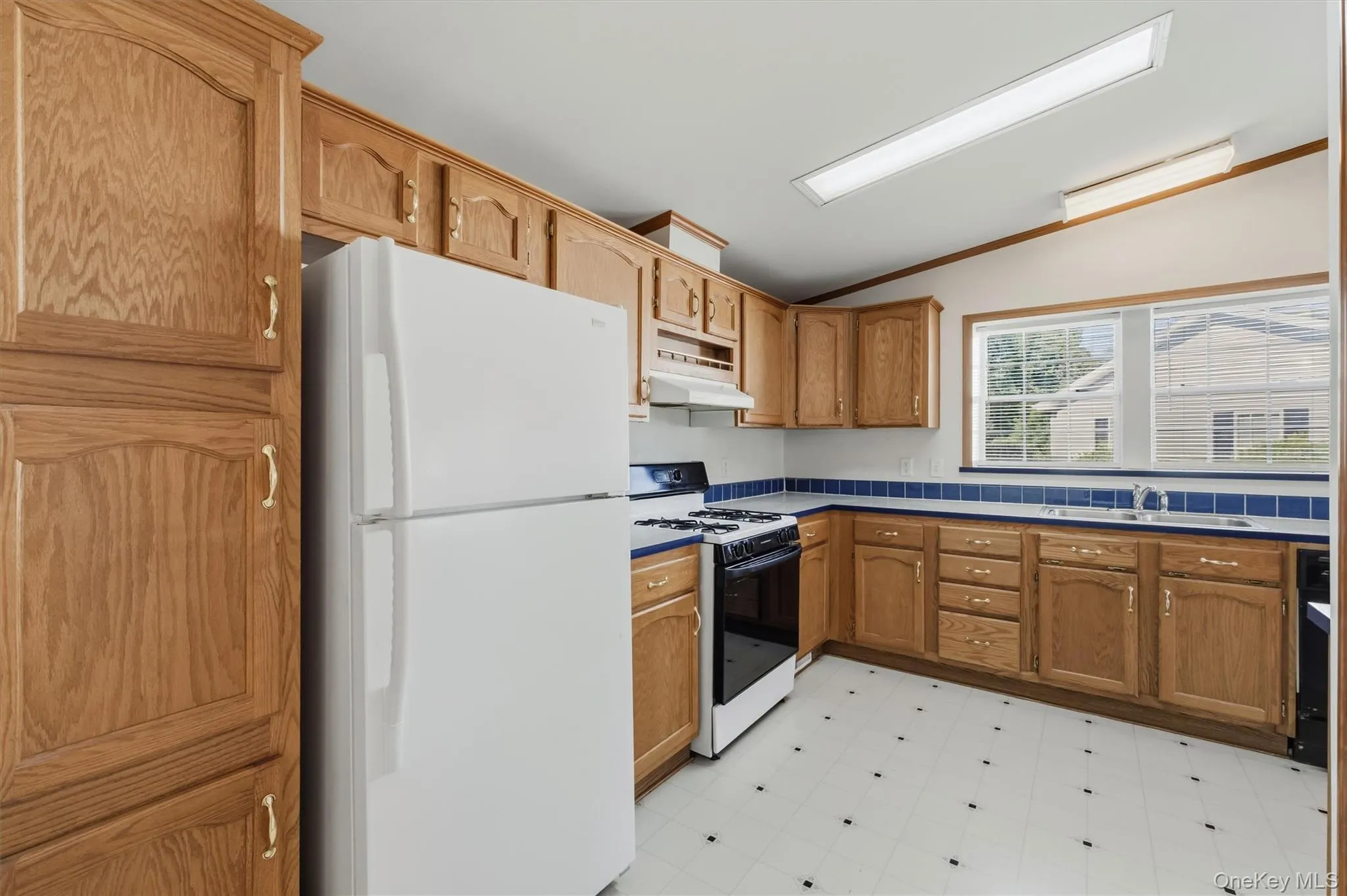 1 Palm Circle, Poughkeepsie (town), NY, 3 Bedrooms Bedrooms, 9 Rooms Rooms,2 BathroomsBathrooms,Residential,For Rent,Palm,0,1028550 1 Palm Circle, Poughkeepsie (town), NY, 3 Bedrooms Bedrooms, 9 Rooms Rooms,2 BathroomsBathrooms,Residential,For Rent,Palm,0,1028550