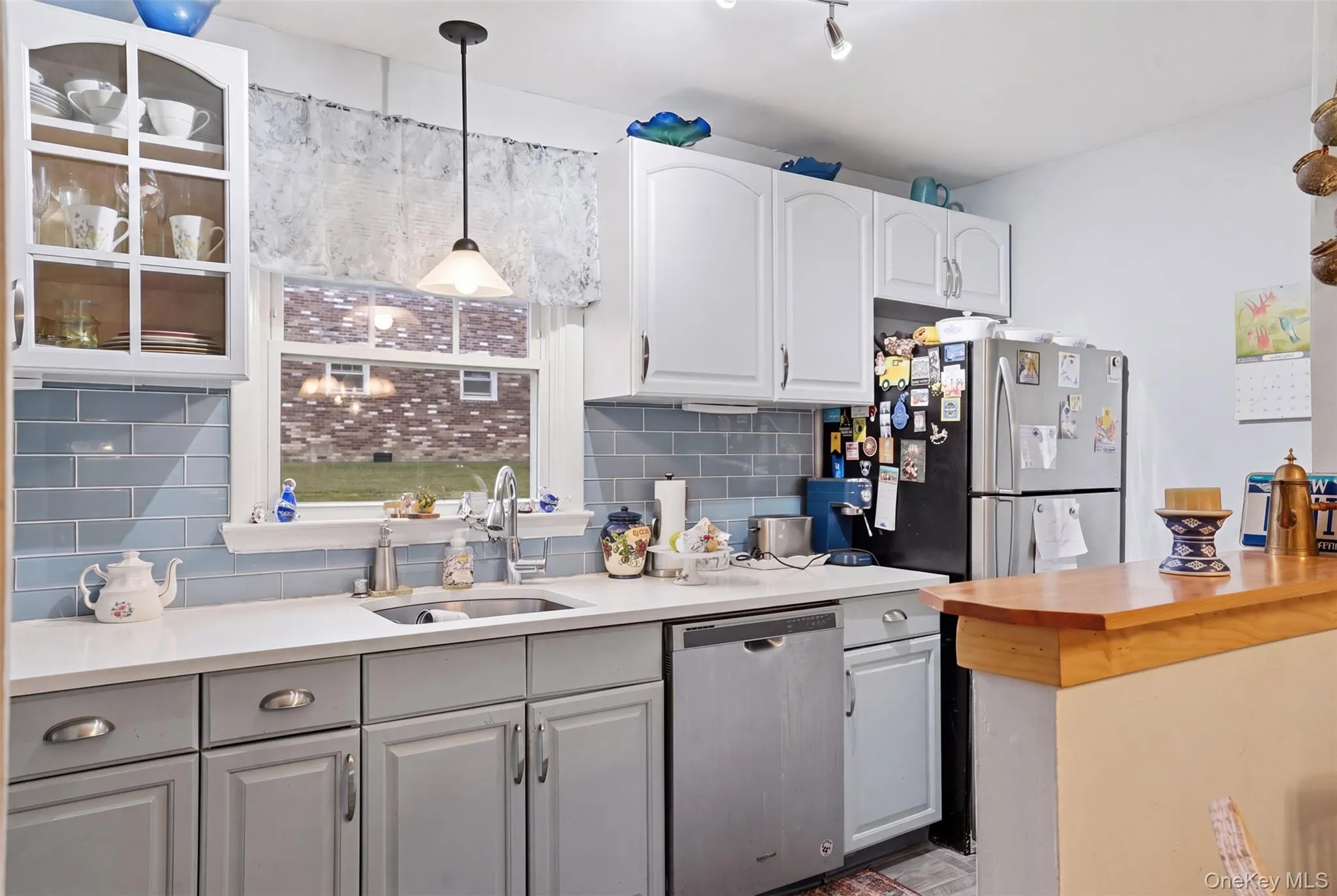 136 Chestnut Street, New Paltz, NY, 2 Bedrooms Bedrooms, 5 Rooms Rooms,1 BathroomBathrooms,Residential,For Rent,Chestnut,0,1028551 136 Chestnut Street, New Paltz, NY, 2 Bedrooms Bedrooms, 5 Rooms Rooms,1 BathroomBathrooms,Residential,For Rent,Chestnut,0,1028551