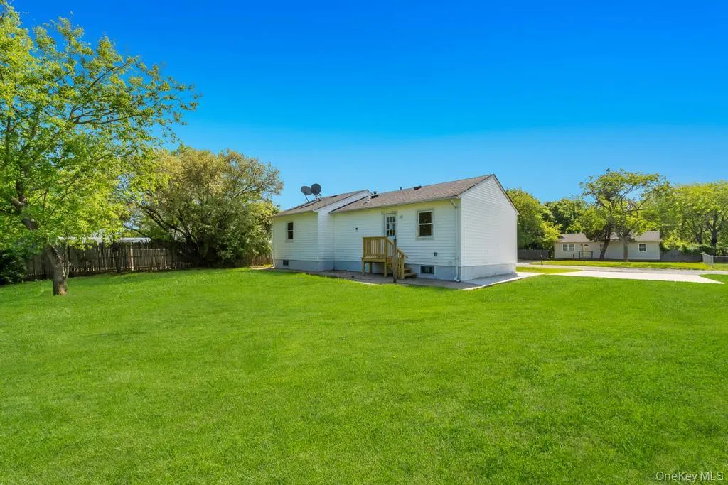 941 Provost Avenue, Brookhaven, NY, 3 Bedrooms Bedrooms, 5 Rooms Rooms,1 BathroomBathrooms,Residential,For Rent,Provost,0,1028556 941 Provost Avenue, Brookhaven, NY, 3 Bedrooms Bedrooms, 5 Rooms Rooms,1 BathroomBathrooms,Residential,For Rent,Provost,0,1028556