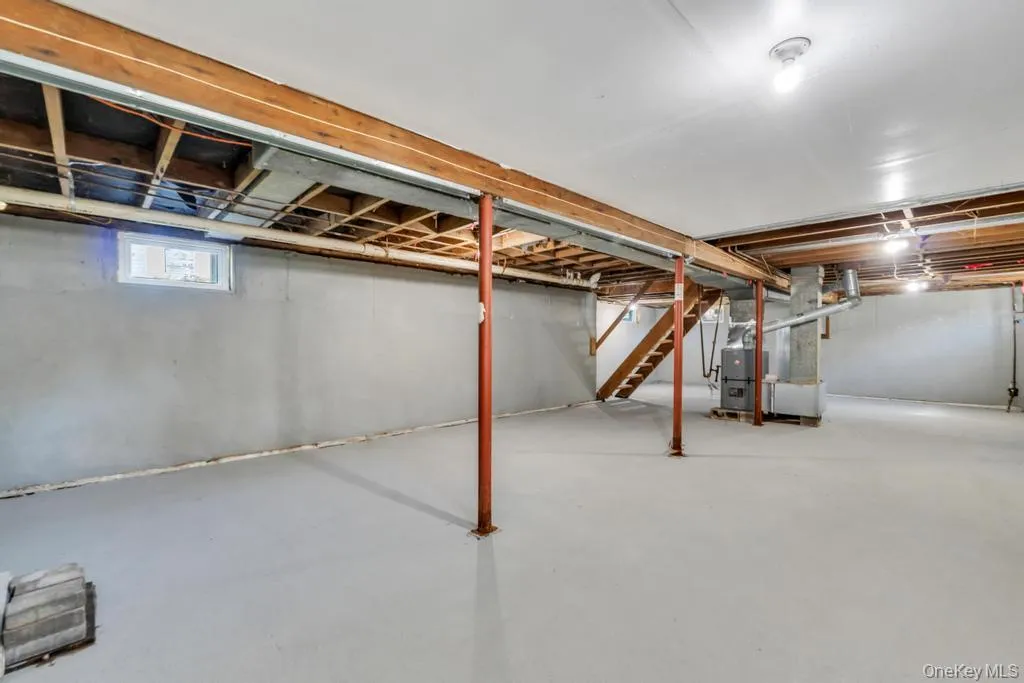 941 Provost Avenue, Brookhaven, NY, 3 Bedrooms Bedrooms, 5 Rooms Rooms,1 BathroomBathrooms,Residential,For Rent,Provost,0,1028556 941 Provost Avenue, Brookhaven, NY, 3 Bedrooms Bedrooms, 5 Rooms Rooms,1 BathroomBathrooms,Residential,For Rent,Provost,0,1028556