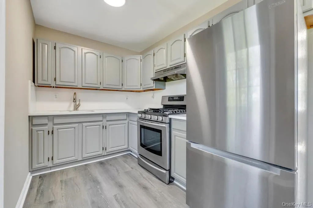 941 Provost Avenue, Brookhaven, NY, 3 Bedrooms Bedrooms, 5 Rooms Rooms,1 BathroomBathrooms,Residential,For Rent,Provost,0,1028556 941 Provost Avenue, Brookhaven, NY, 3 Bedrooms Bedrooms, 5 Rooms Rooms,1 BathroomBathrooms,Residential,For Rent,Provost,0,1028556