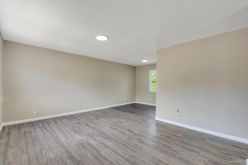 941 Provost Avenue, Brookhaven, NY, 3 Bedrooms Bedrooms, 5 Rooms Rooms,1 BathroomBathrooms,Residential,For Rent,Provost,0,1028556 941 Provost Avenue, Brookhaven, NY, 3 Bedrooms Bedrooms, 5 Rooms Rooms,1 BathroomBathrooms,Residential,For Rent,Provost,0,1028556
