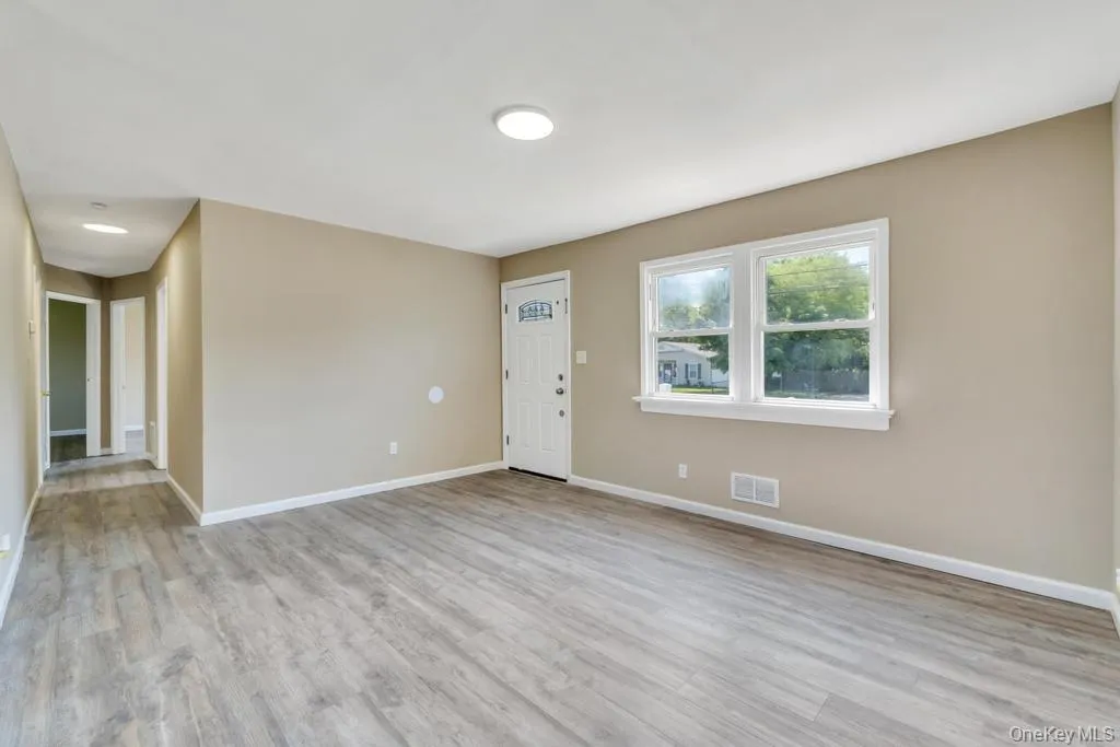 941 Provost Avenue, Brookhaven, NY, 3 Bedrooms Bedrooms, 5 Rooms Rooms,1 BathroomBathrooms,Residential,For Rent,Provost,0,1028556 941 Provost Avenue, Brookhaven, NY, 3 Bedrooms Bedrooms, 5 Rooms Rooms,1 BathroomBathrooms,Residential,For Rent,Provost,0,1028556