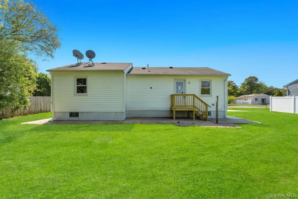 941 Provost Avenue, Brookhaven, NY, 3 Bedrooms Bedrooms, 5 Rooms Rooms,1 BathroomBathrooms,Residential,For Rent,Provost,0,1028556 941 Provost Avenue, Brookhaven, NY, 3 Bedrooms Bedrooms, 5 Rooms Rooms,1 BathroomBathrooms,Residential,For Rent,Provost,0,1028556