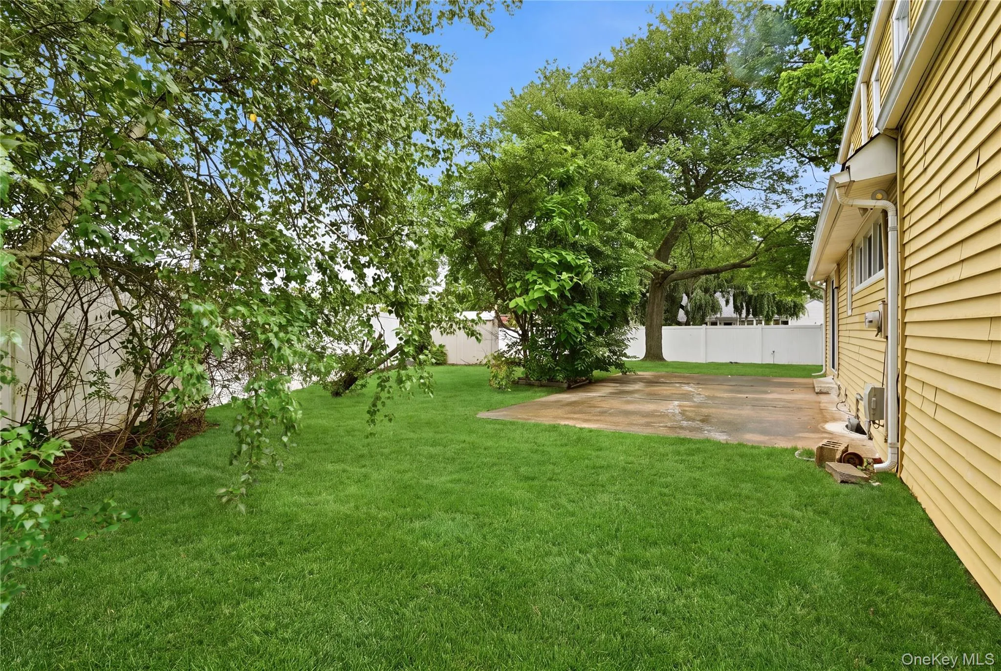 11 Mell Drive, Babylon, NY, 4 Bedrooms Bedrooms, 7 Rooms Rooms,2 BathroomsBathrooms,Residential,For Rent,Mell,0,1028559 11 Mell Drive, Babylon, NY, 4 Bedrooms Bedrooms, 7 Rooms Rooms,2 BathroomsBathrooms,Residential,For Rent,Mell,0,1028559