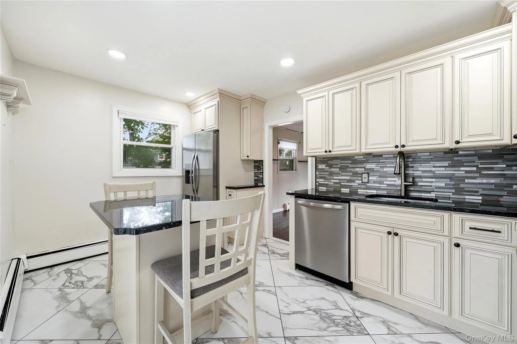 11 Mell Drive, Babylon, NY, 4 Bedrooms Bedrooms, 7 Rooms Rooms,2 BathroomsBathrooms,Residential,For Rent,Mell,0,1028559 11 Mell Drive, Babylon, NY, 4 Bedrooms Bedrooms, 7 Rooms Rooms,2 BathroomsBathrooms,Residential,For Rent,Mell,0,1028559