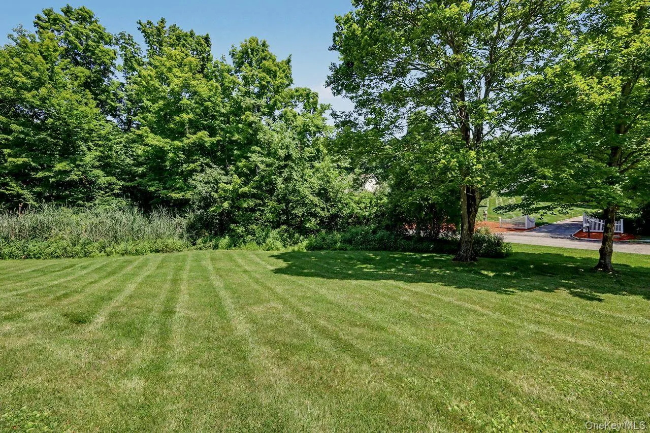 15 Country Hill Road, Patterson, NY, 4 Bedrooms Bedrooms, 8 Rooms Rooms,2 BathroomsBathrooms,Residential,For Rent,Country Hill,0,1028561 15 Country Hill Road, Patterson, NY, 4 Bedrooms Bedrooms, 8 Rooms Rooms,2 BathroomsBathrooms,Residential,For Rent,Country Hill,0,1028561