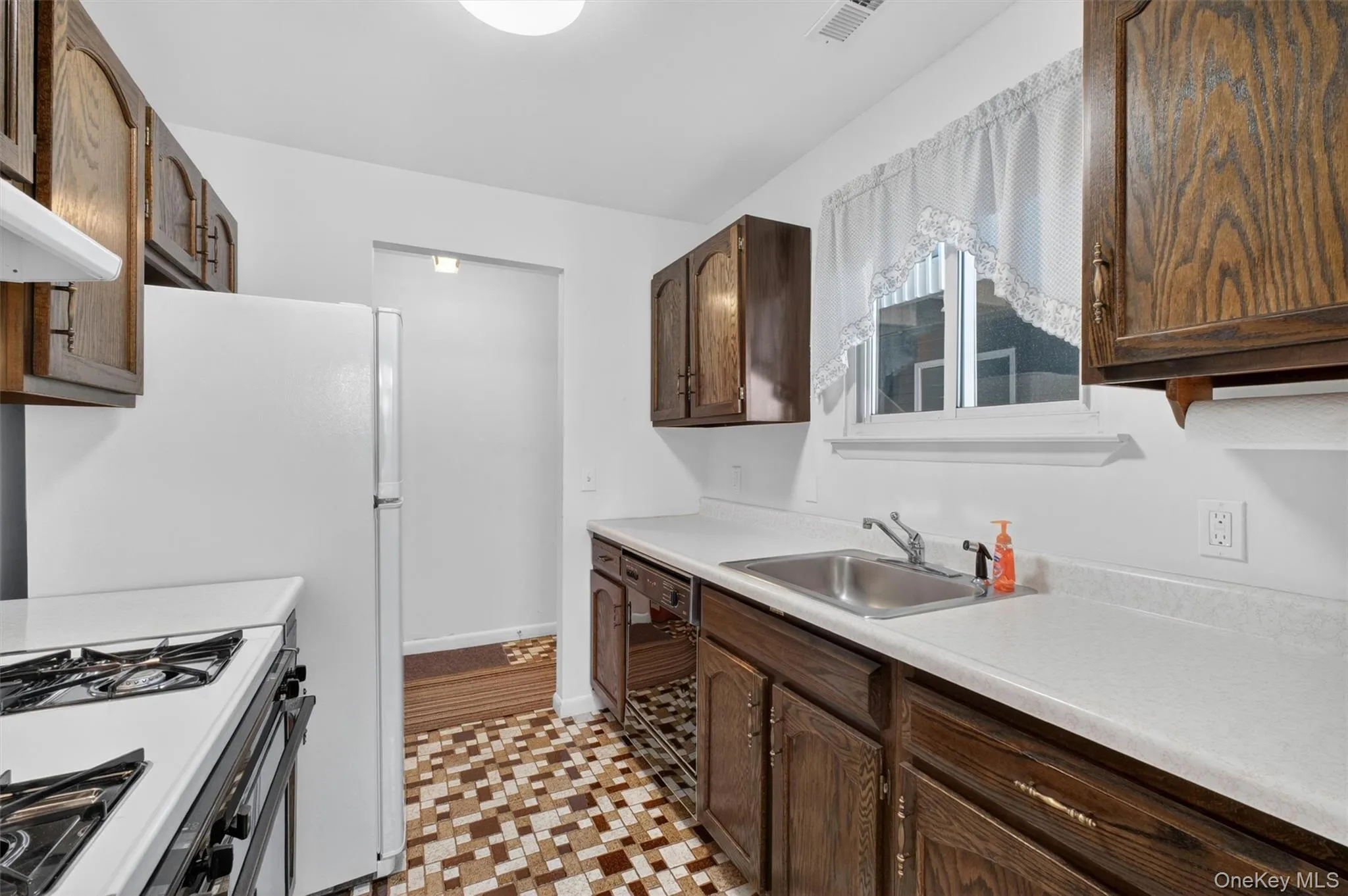 301 Commons Way, Fishkill, NY, 1 Bedroom Bedrooms, 5 Rooms Rooms,1 BathroomBathrooms,Residential,For Rent,Commons,0,1028563 301 Commons Way, Fishkill, NY, 1 Bedroom Bedrooms, 5 Rooms Rooms,1 BathroomBathrooms,Residential,For Rent,Commons,0,1028563